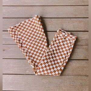 Buckle checkered flair jeans